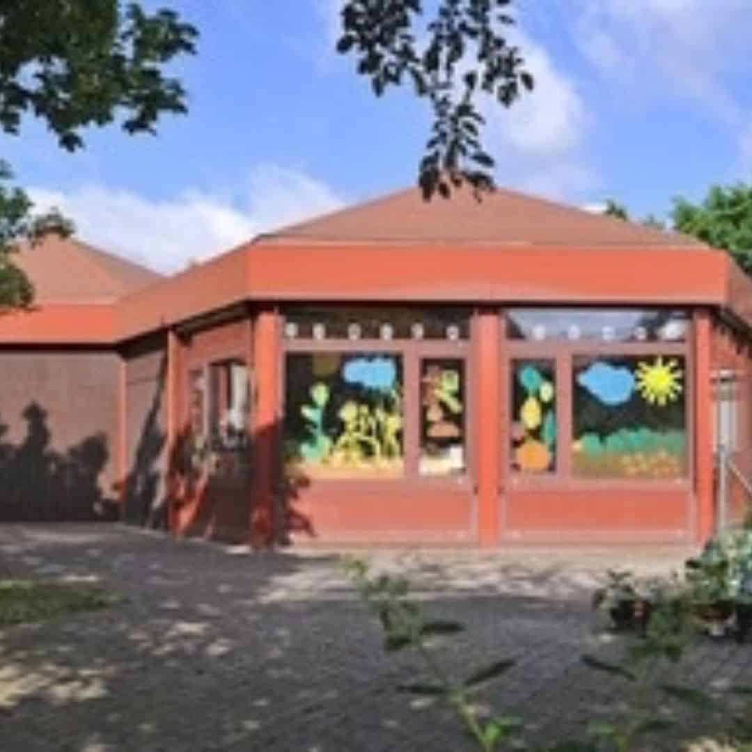 Geplante Schließung der städti­schen Kinder­ta­ges­stätte Adolf-Engel­hardt-Straße